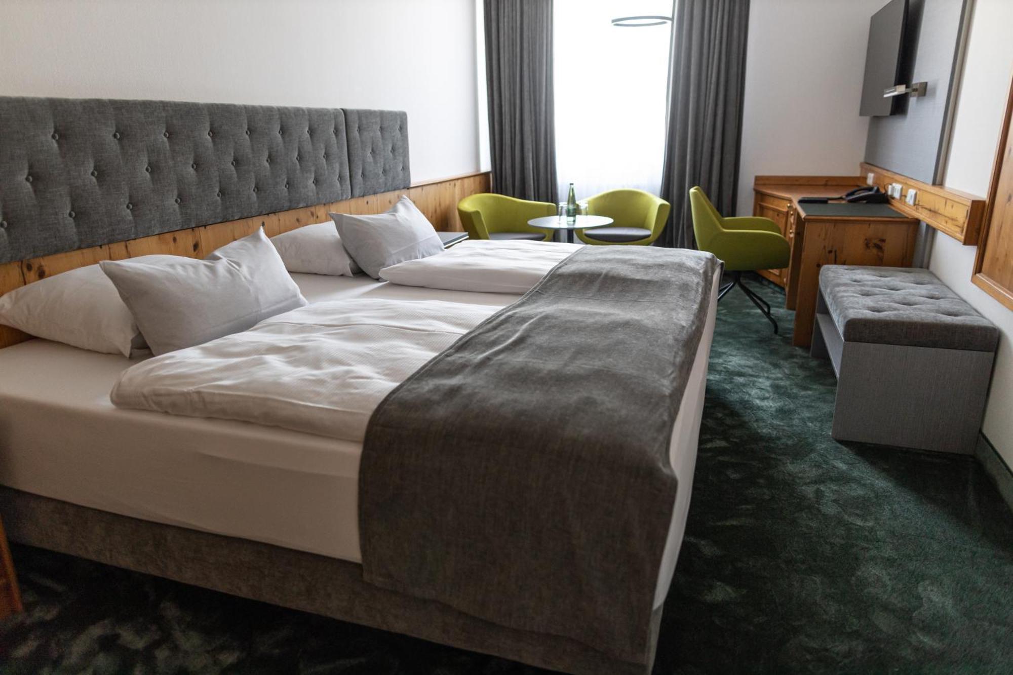 Hotel Gut Matheshof, BW Signature Collection Rieden  Екстериор снимка