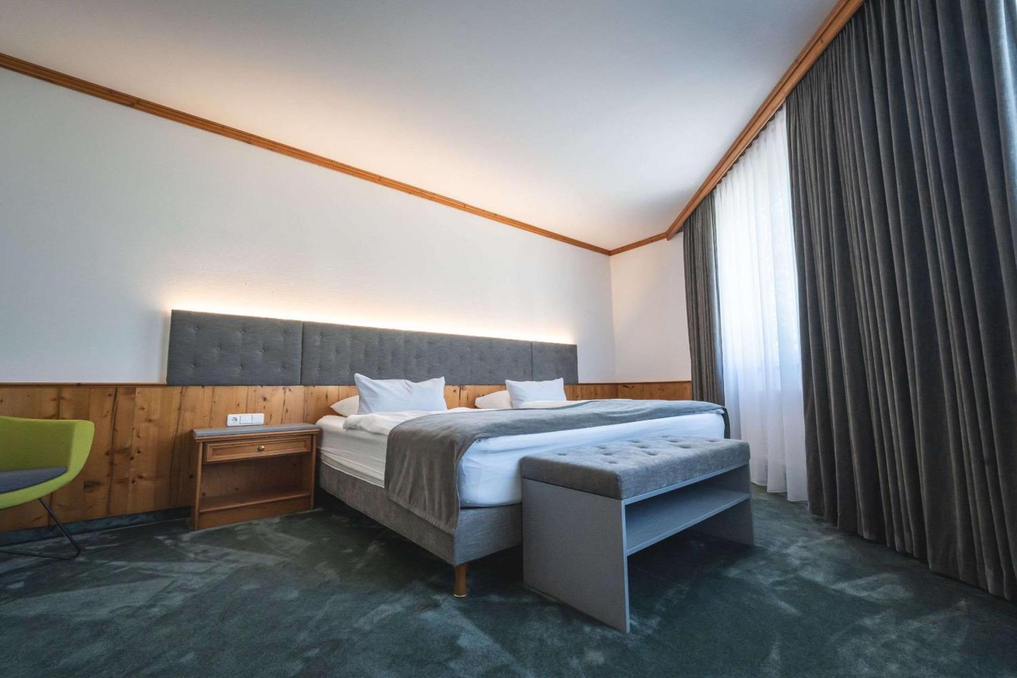 Hotel Gut Matheshof, BW Signature Collection Rieden  Екстериор снимка